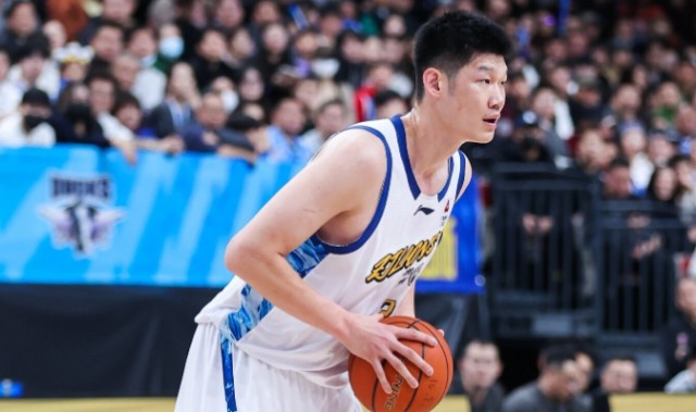 世界杯官方平台-巅峰对决广厦加时惜败浙江丢榜首 胡金秋29+12程帅澎27+7三分